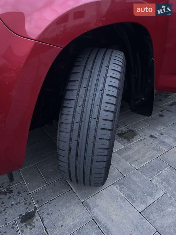 Внедорожник / Кроссовер Toyota RAV4 2011 в Луцке фото 10 Внедорожник / Кроссовер Toyota RAV4 2011 в Луцке