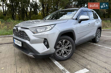 Внедорожник / Кроссовер Toyota RAV4 2022 в Киеве