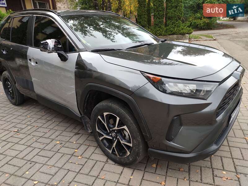 Внедорожник / Кроссовер Toyota RAV4 2020 в Ровно фото 22 Внедорожник / Кроссовер Toyota RAV4 2020 в Ровно
