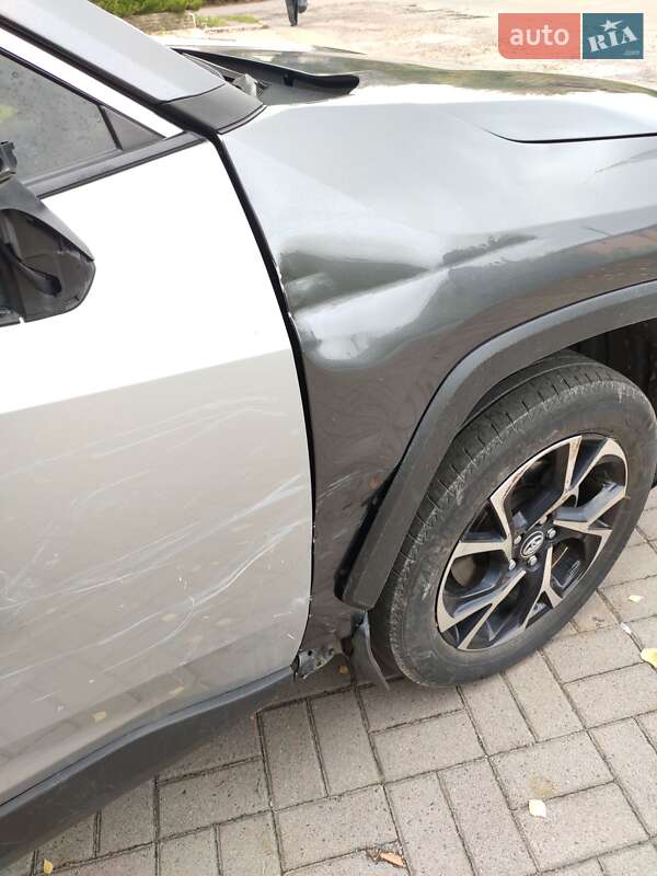 Внедорожник / Кроссовер Toyota RAV4 2020 в Ровно фото 39 Внедорожник / Кроссовер Toyota RAV4 2020 в Ровно