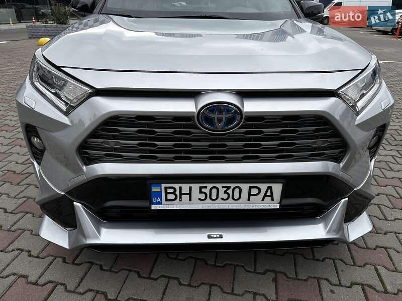 Позашляховик / Кросовер Toyota RAV4 2021 в Одесі