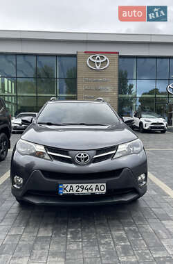 Позашляховик / Кросовер Toyota RAV4 2014 в  фото 22 Позашляховик / Кросовер Toyota RAV4 2014 в