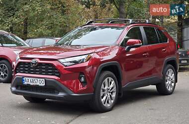 Позашляховик / Кросовер Toyota RAV4 2024 в Києві