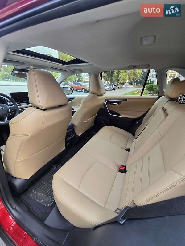 Внедорожник / Кроссовер Toyota RAV4 2024 в Киеве фото 30 Внедорожник / Кроссовер Toyota RAV4 2024 в Киеве