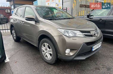 Внедорожник / Кроссовер Toyota RAV4 2015 в Киеве