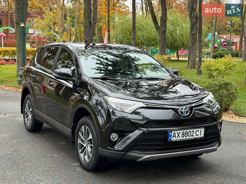 Toyota RAV4 2017