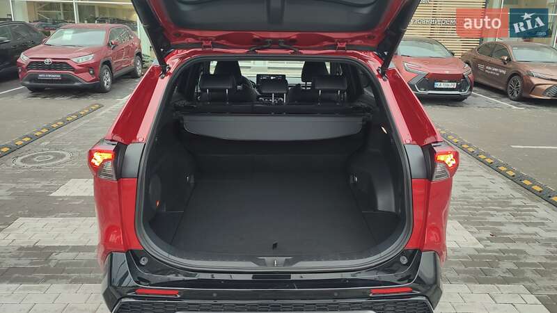 Внедорожник / Кроссовер Toyota RAV4 2023 в Киеве