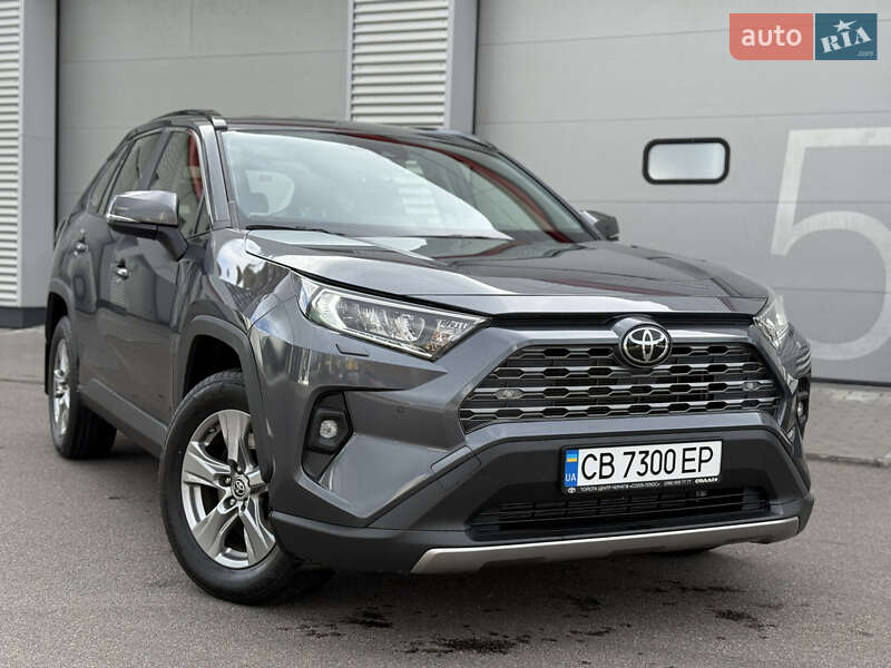 Внедорожник / Кроссовер Toyota RAV4 2022 в Киеве