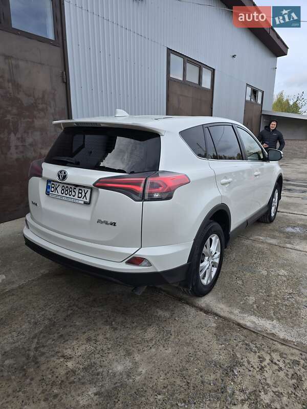 Внедорожник / Кроссовер Toyota RAV4 2017 в Костополе фото 36 Внедорожник / Кроссовер Toyota RAV4 2017 в Костополе