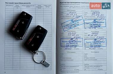 Внедорожник / Кроссовер Toyota RAV4 2022 в 