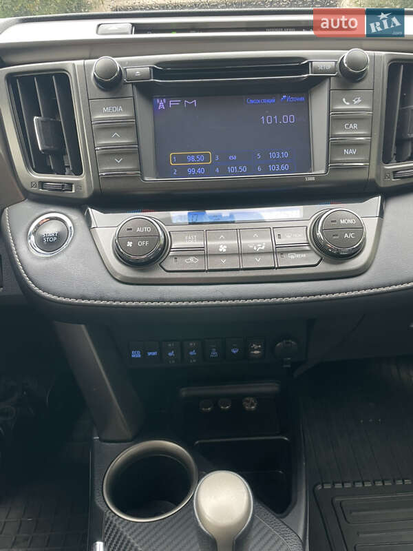 Внедорожник / Кроссовер Toyota RAV4 2013 в Одессе