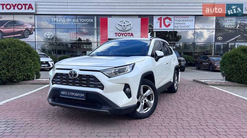 Toyota RAV4 2021