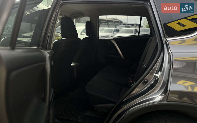 Внедорожник / Кроссовер Toyota RAV4 2018 в Мукачево фото 16 Внедорожник / Кроссовер Toyota RAV4 2018 в Мукачево