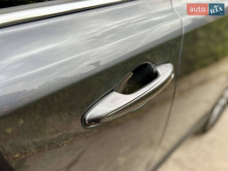 Внедорожник / Кроссовер Toyota RAV4 2017 в Днепре