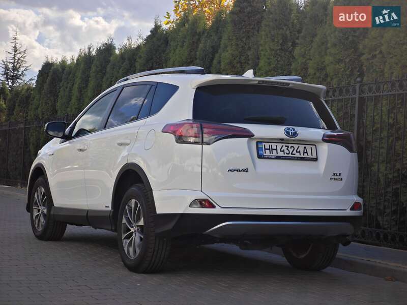 Внедорожник / Кроссовер Toyota RAV4 2016 в Одессе фото 9 Внедорожник / Кроссовер Toyota RAV4 2016 в Одессе