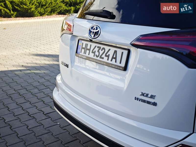 Внедорожник / Кроссовер Toyota RAV4 2016 в Одессе фото 13 Внедорожник / Кроссовер Toyota RAV4 2016 в Одессе
