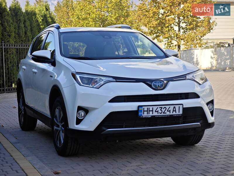 Внедорожник / Кроссовер Toyota RAV4 2016 в Одессе фото 7 Внедорожник / Кроссовер Toyota RAV4 2016 в Одессе