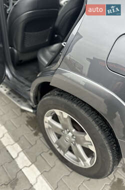 Внедорожник / Кроссовер Toyota RAV4 2010 в 