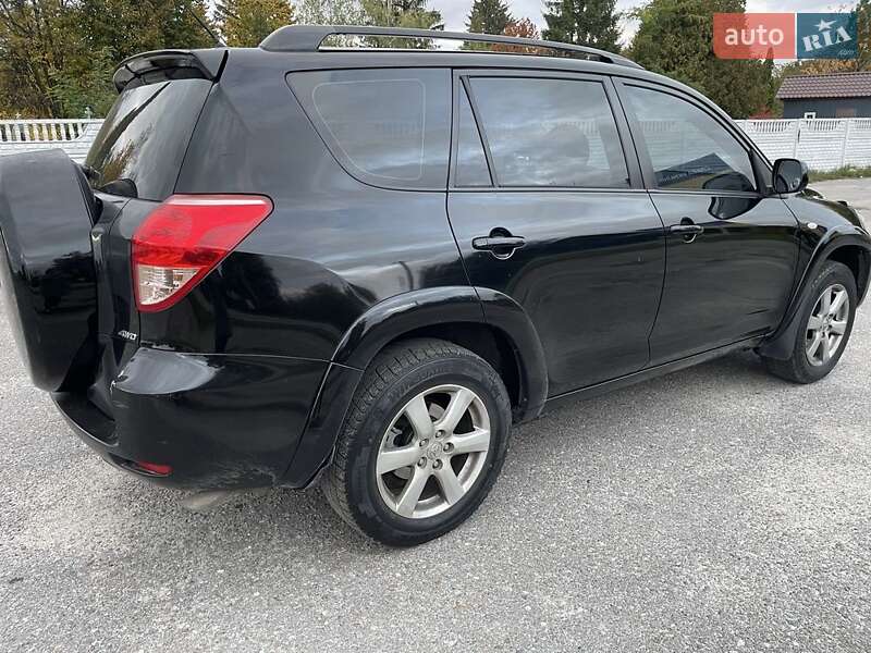 Позашляховик / Кросовер Toyota RAV4 2008 в Вишневому