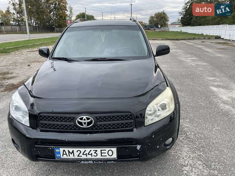 Позашляховик / Кросовер Toyota RAV4 2008 в Вишневому