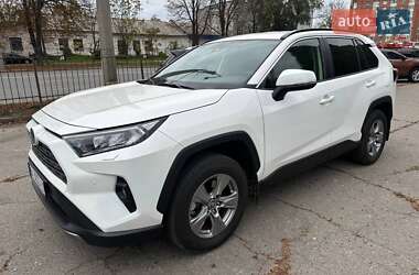 Внедорожник / Кроссовер Toyota RAV4 2025 в Полтаве