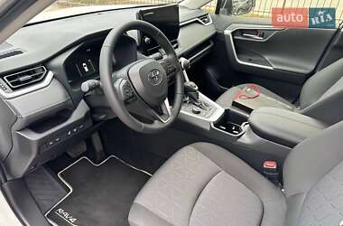 Внедорожник / Кроссовер Toyota RAV4 2025 в 