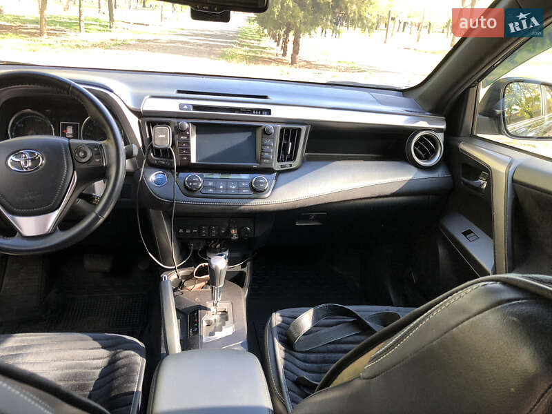 Внедорожник / Кроссовер Toyota RAV4 2018 в Николаеве фото 15 Внедорожник / Кроссовер Toyota RAV4 2018 в Николаеве