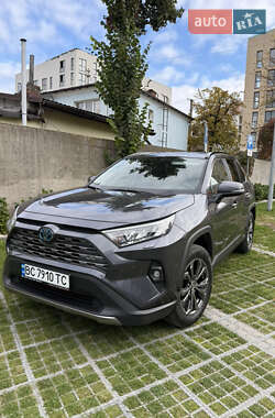 Позашляховик / Кросовер Toyota RAV4 2024 в Львові