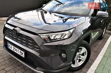 Внедорожник / Кроссовер Toyota RAV4 2020 в Белой Церкви