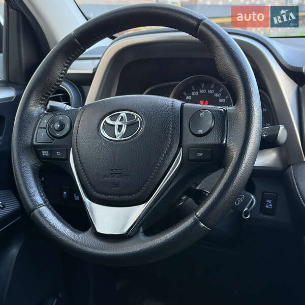 Внедорожник / Кроссовер Toyota RAV4 2013 в Житомире