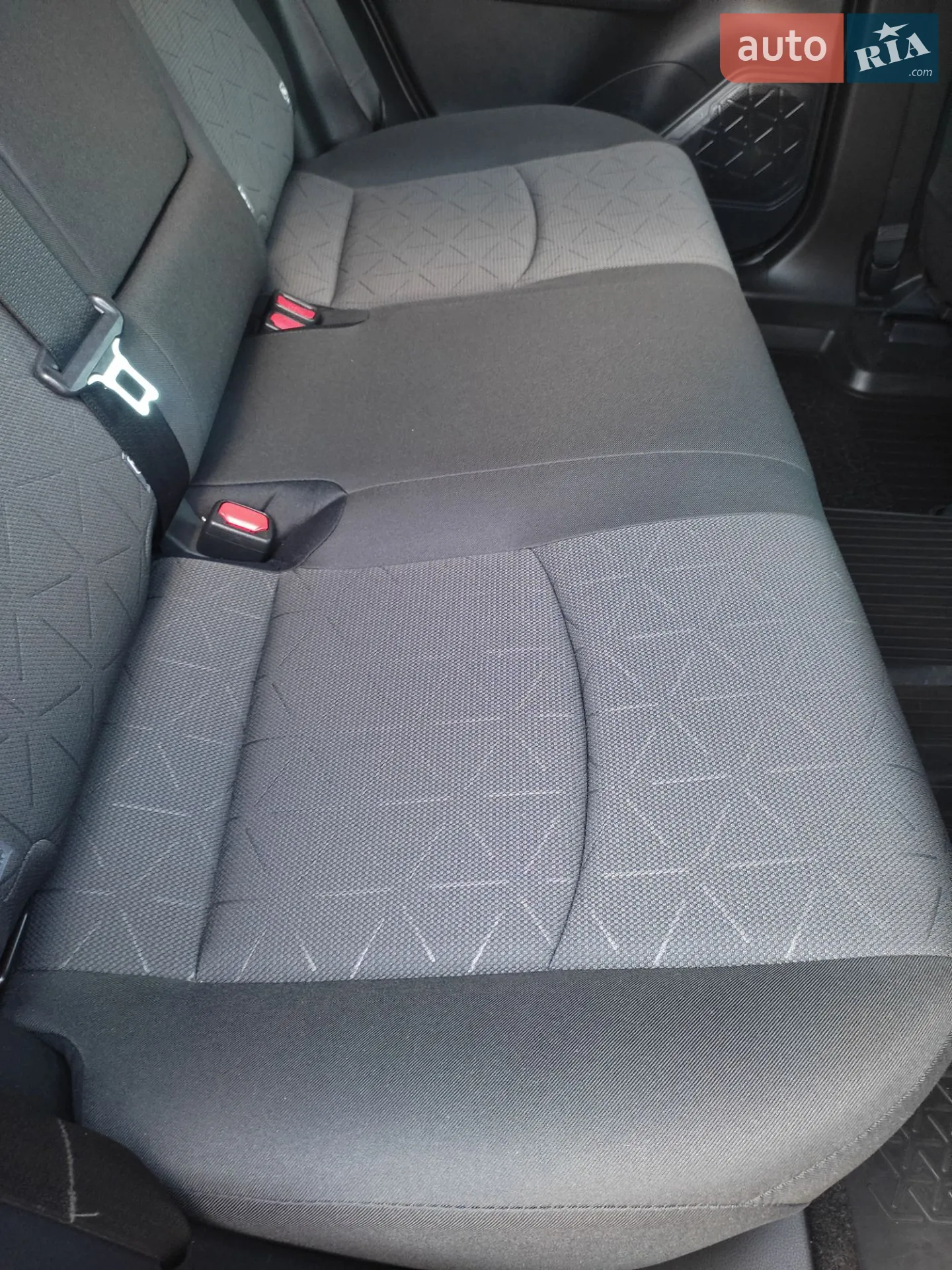 2019 Toyota RAV 4 - мініатюра 18