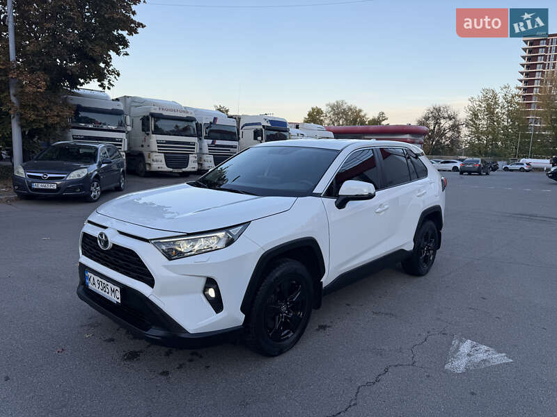 Внедорожник / Кроссовер Toyota RAV4 2023 в Днепре фото Внедорожник / Кроссовер Toyota RAV4 2023 в Днепре