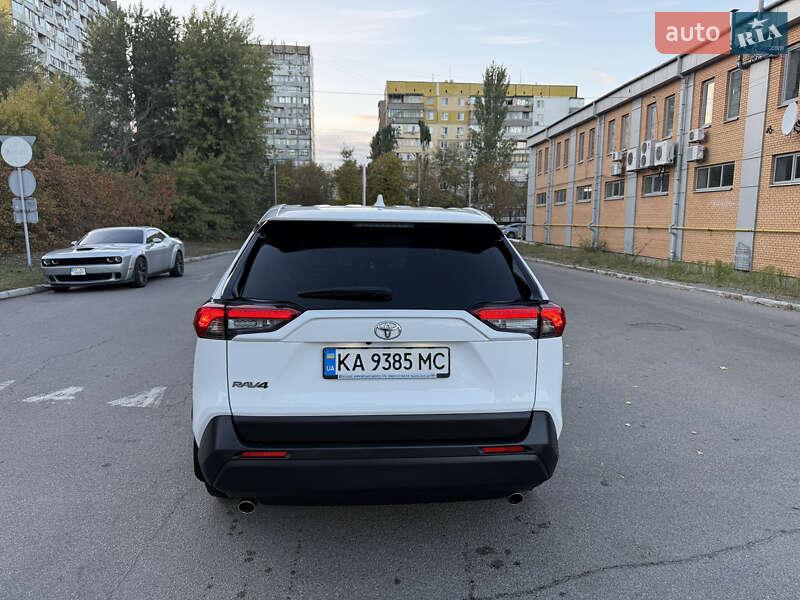 Внедорожник / Кроссовер Toyota RAV4 2023 в Днепре фото 6 Внедорожник / Кроссовер Toyota RAV4 2023 в Днепре