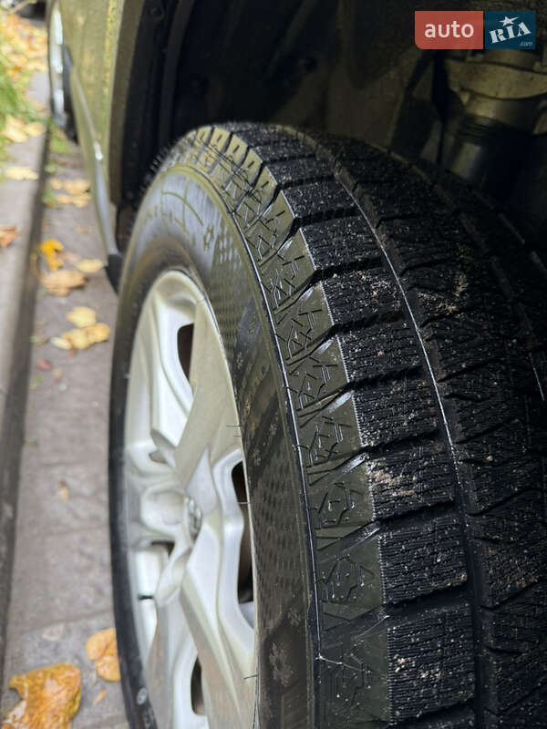 Позашляховик / Кросовер Toyota RAV4 2019 в Львові фото 11 Позашляховик / Кросовер Toyota RAV4 2019 в Львові