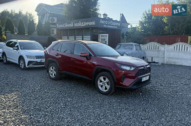 Позашляховик / Кросовер Toyota RAV4 2021 в Хмельницькому