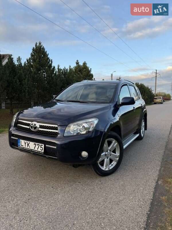 Toyota RAV4 2001