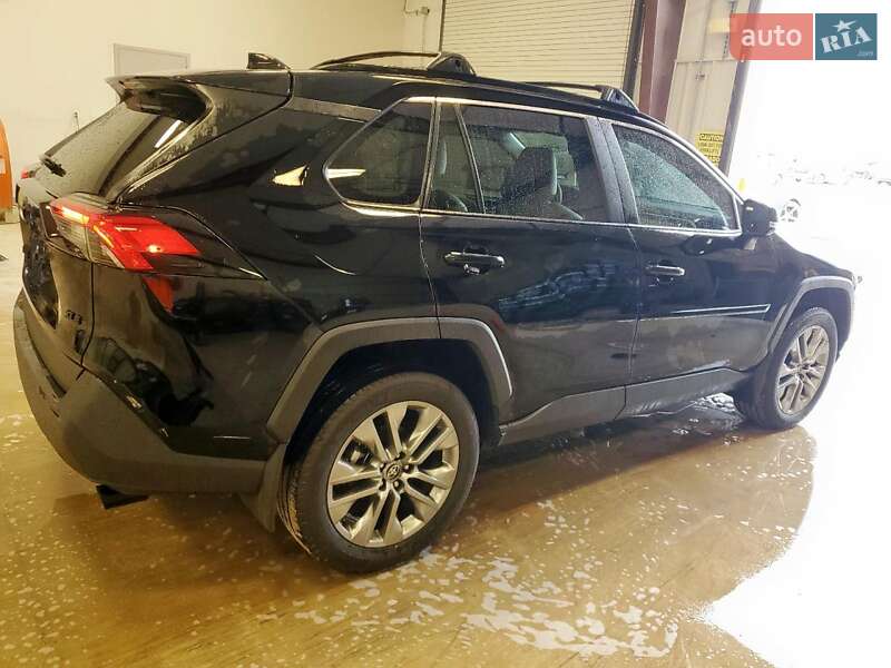 Позашляховик / Кросовер Toyota RAV4 2025 в Дніпрі фото 3 Позашляховик / Кросовер Toyota RAV4 2025 в Дніпрі