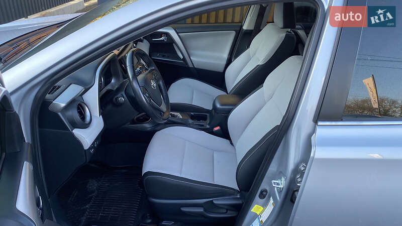 Внедорожник / Кроссовер Toyota RAV4 2017 в Луцке фото 67 Внедорожник / Кроссовер Toyota RAV4 2017 в Луцке
