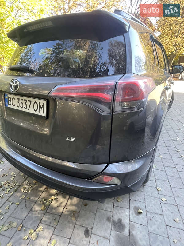 Позашляховик / Кросовер Toyota RAV4 2016 в Львові фото 14 Позашляховик / Кросовер Toyota RAV4 2016 в Львові