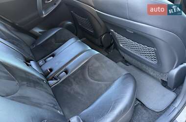 Внедорожник / Кроссовер Toyota RAV4 2011 в 