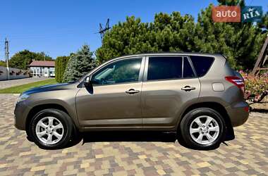 Внедорожник / Кроссовер Toyota RAV4 2011 в 