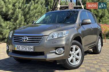 Внедорожник / Кроссовер Toyota RAV4 2011 в 