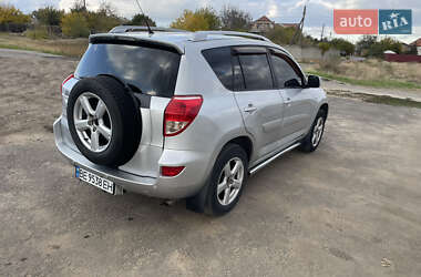 Позашляховик / Кросовер Toyota RAV4 2007 в  фото 5 Позашляховик / Кросовер Toyota RAV4 2007 в