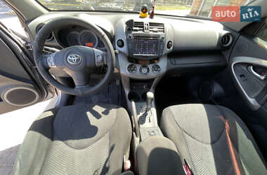Позашляховик / Кросовер Toyota RAV4 2007 в  фото 22 Позашляховик / Кросовер Toyota RAV4 2007 в