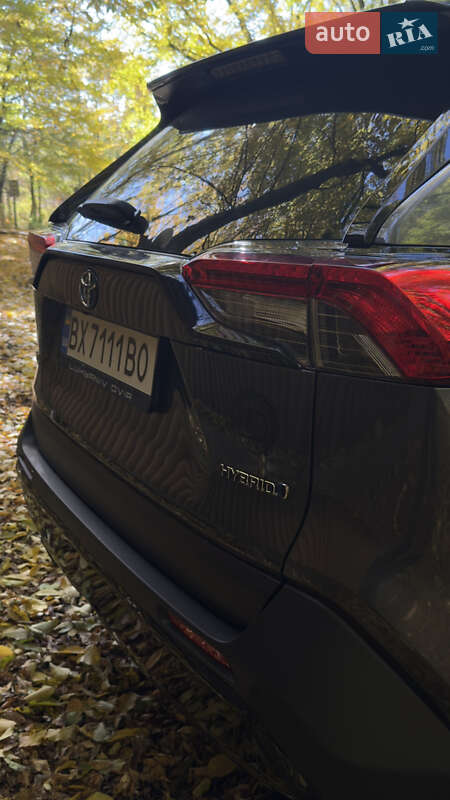 Внедорожник / Кроссовер Toyota RAV4 2019 в Хмельницком фото 16 Внедорожник / Кроссовер Toyota RAV4 2019 в Хмельницком