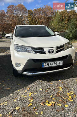 Внедорожник / Кроссовер Toyota RAV4 2013 в 