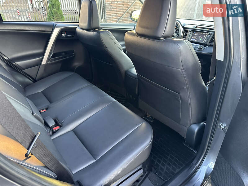 Внедорожник / Кроссовер Toyota RAV4 2016 в Умани фото 52 Внедорожник / Кроссовер Toyota RAV4 2016 в Умани