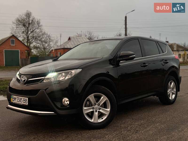 Позашляховик / Кросовер Toyota RAV4 2013 в 