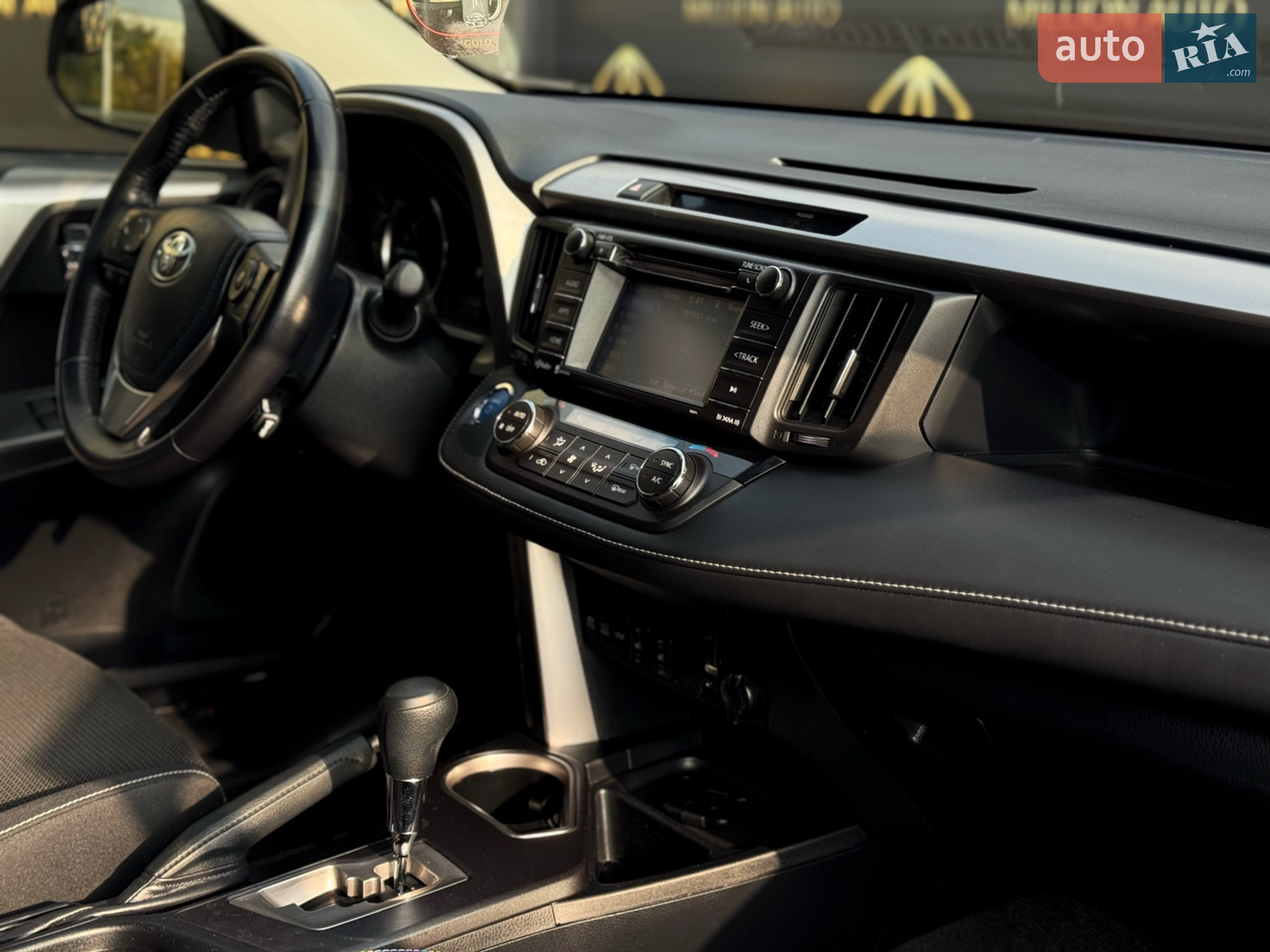 2016 Toyota RAV 4 - мініатюра 17