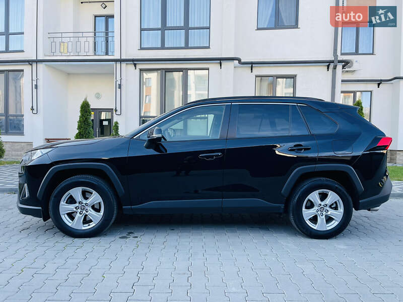 Внедорожник / Кроссовер Toyota RAV4 2021 в Черновцах фото 5 Внедорожник / Кроссовер Toyota RAV4 2021 в Черновцах